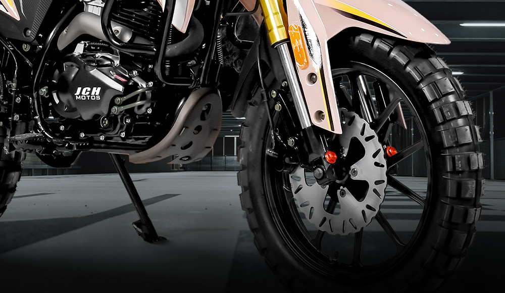 moto adventure arizona 300 parte delantera