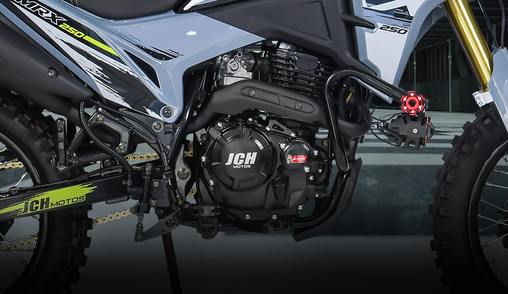 Moto todo terreno MRX 250 parte del motor
