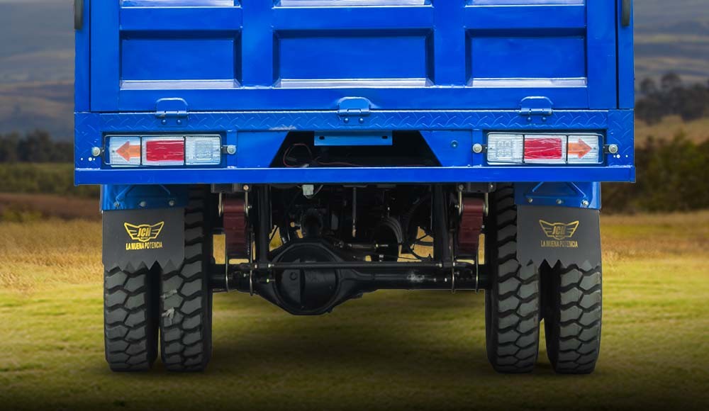 Parte frontal de Moto carguero JCH 300D